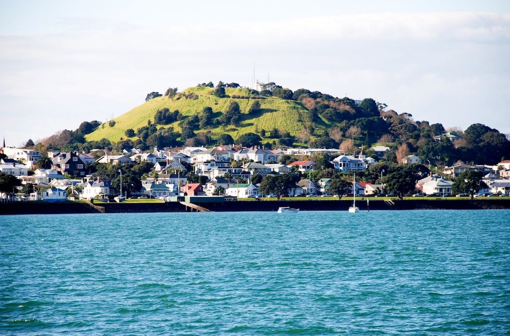 Devonport: A Charming Seaside Escape in New Zealand